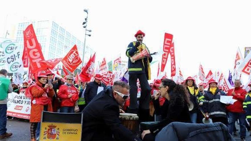 Los sindicatos CCOO, UGT, CSIF y SL inician las movilizaciones.