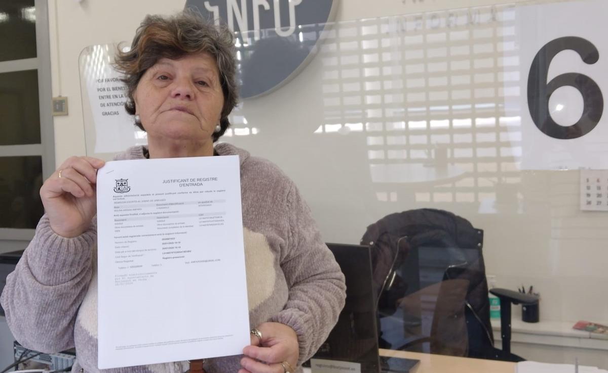 La vecina de Burjassot que ha denunciado al Síndic vulneración de derechos bancarios de los mayores.