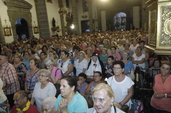 BAJADA DE LA VIRGEN DEL PINO DE SU CAMERIN