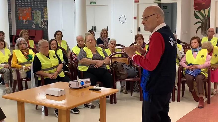Curso sobre seguridad vial para personas mayores en La Isleta