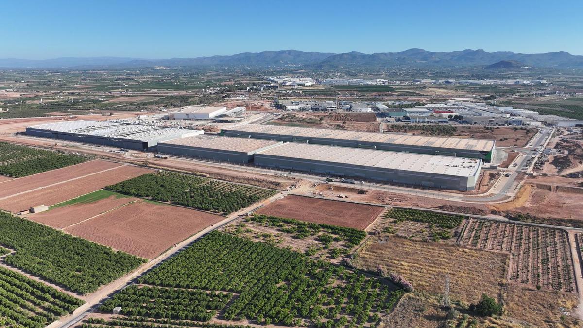 El sector de la logística no para de crecer el área metropolitana de València.