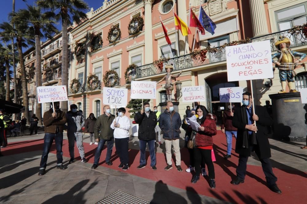 Vecinos de La Paz lanzan un SOS a Ballesta para que agilice el plan de Rejas