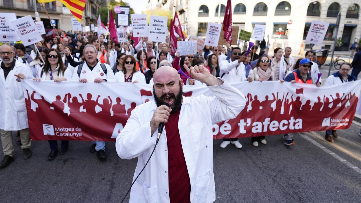 Los médicos catalanes volverán a la huelga el 14 y 15 de enero:  No desistiremos y no pararemos 