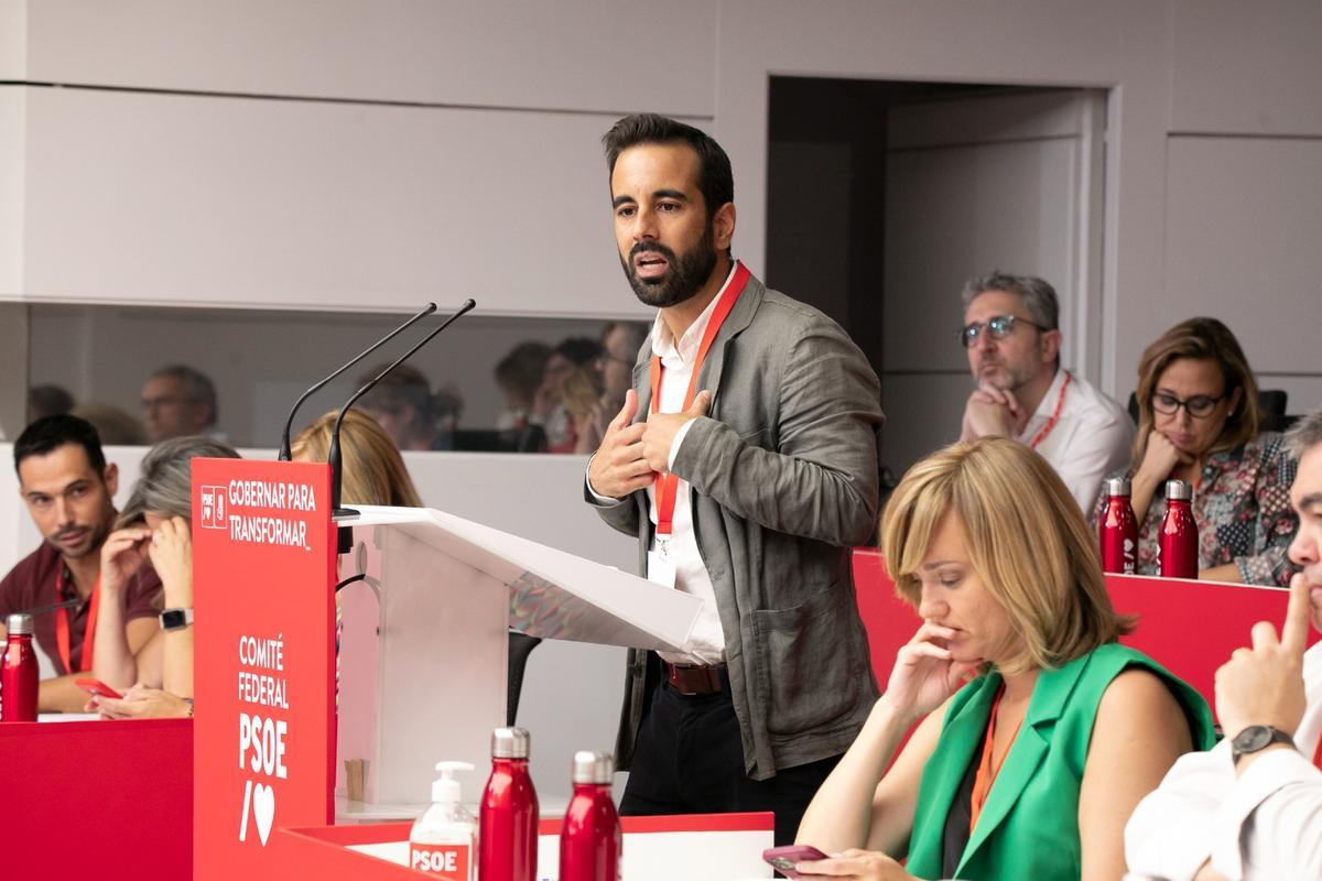 El secretario de Organización del PSPV, José Muñoz, durante un Comité Federal.