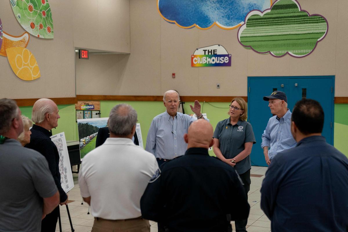 Biden visita a los afectados por el huracán Idalia en Florida