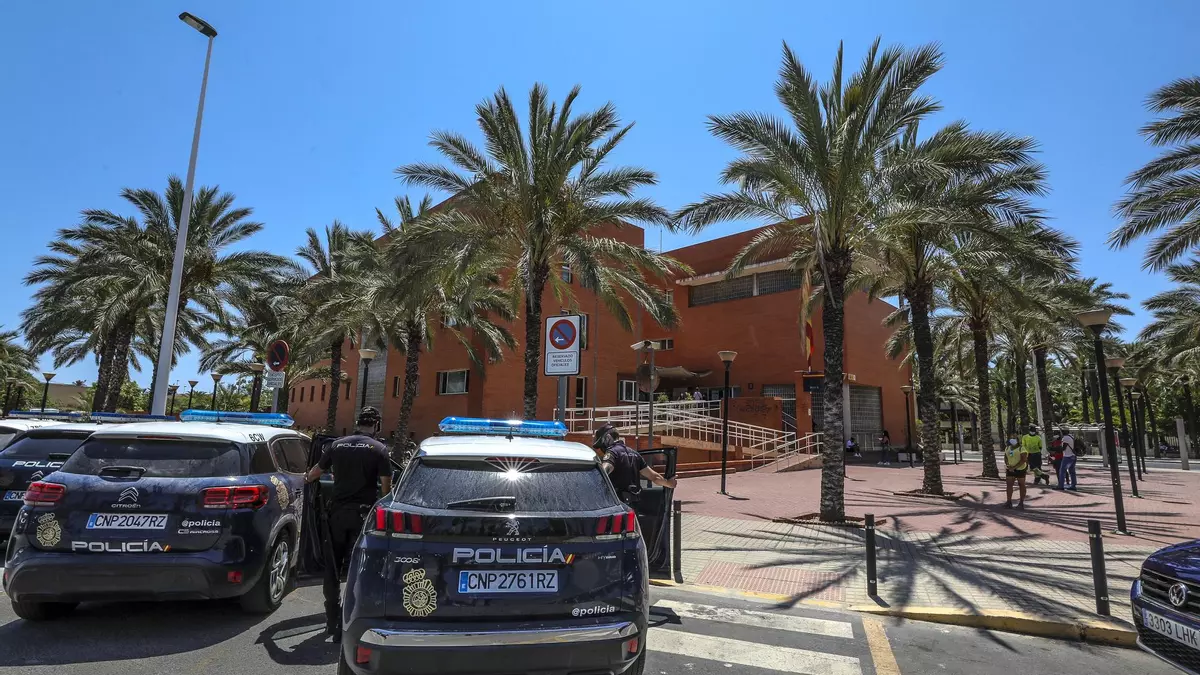 Detienen a otro menor por la agresión al policía nacional que acabó en la UCI en Elche