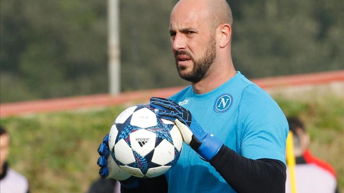 Pepe Reina, durante un entrenamiento.