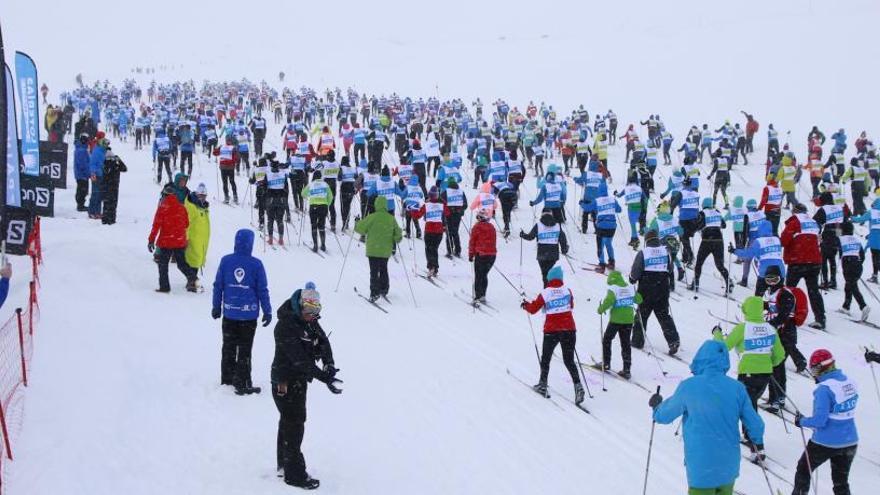 La Marxa Beret va unir a més de 900 participants