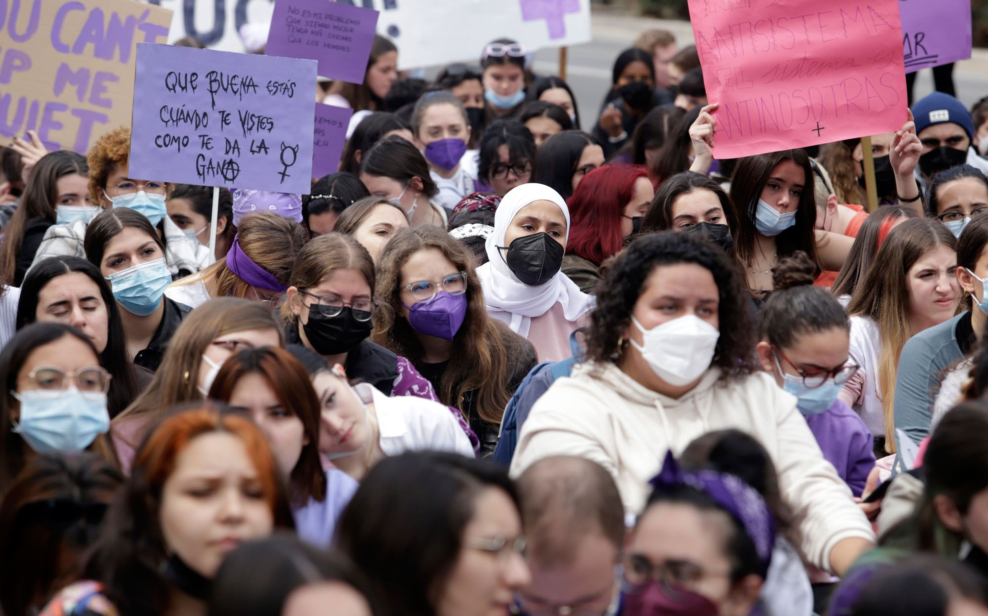 8M en Málaga | Las imágenes de la manifestación estudiantil por el Día de la Mujer