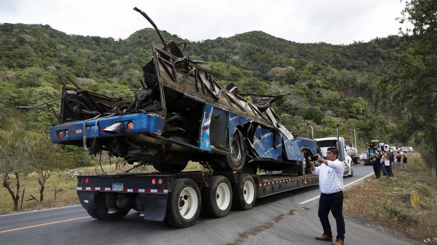 Un accidente de autobús en Panamás deja 40 muertos