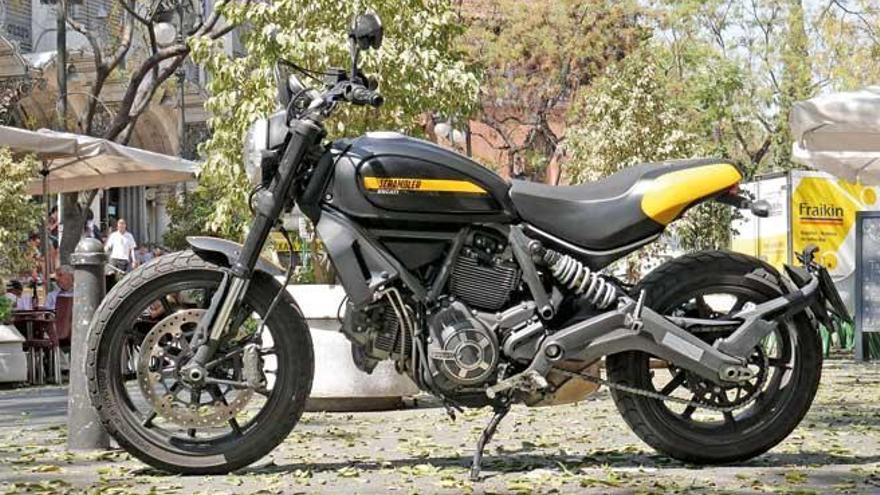 Ducati Scrambler Full Throttle ABS, deportividad con estilo