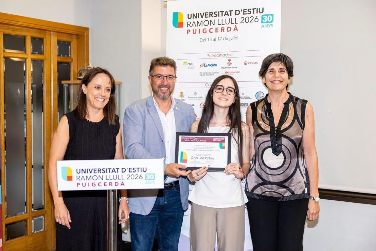 L'entrega del premi Aucer a l'estudiant amb nota més alta