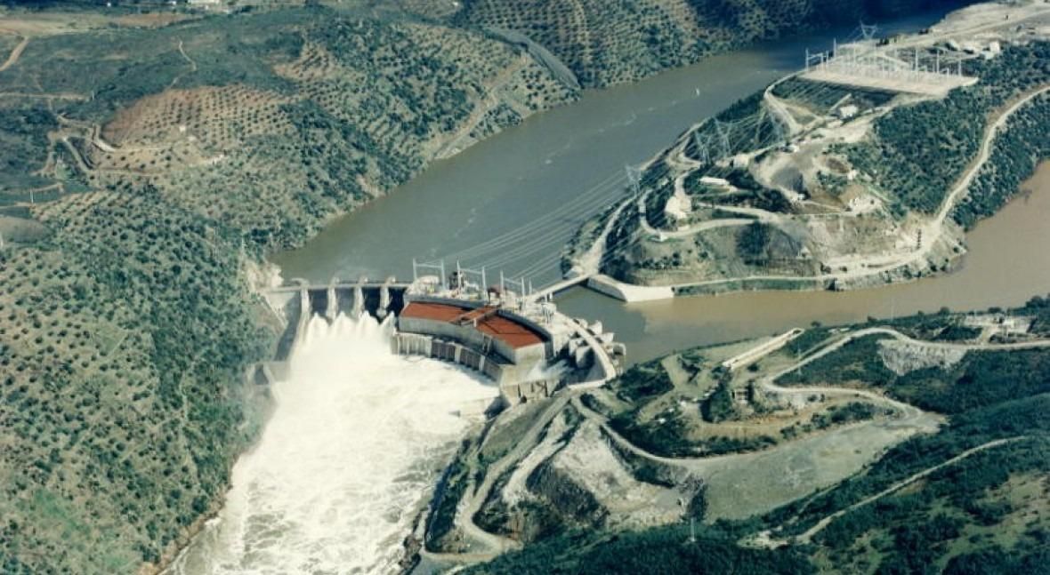 Galería | El puente de Cedillo: Tres décadas en diez imágenes