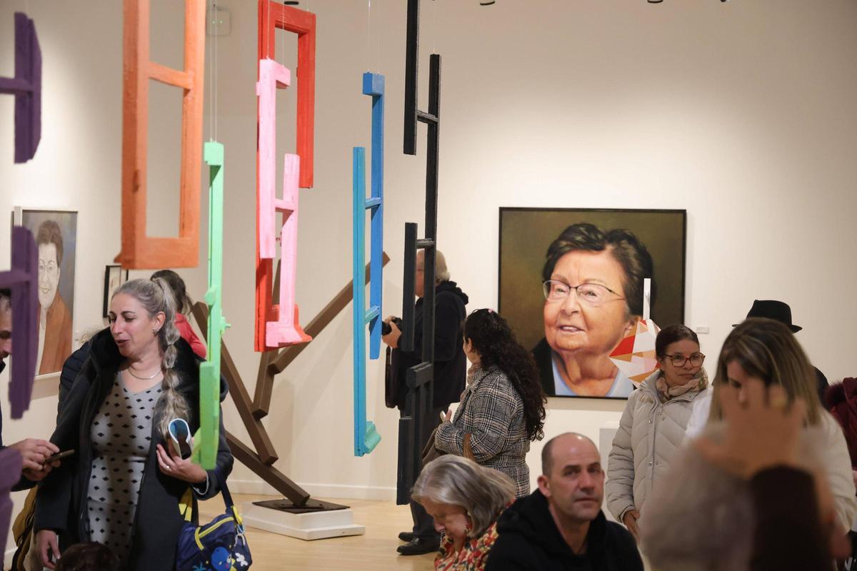 Muestra cultural dedicada a la galerista alemana Helga de Alvear en la Sala Pintores, 10.