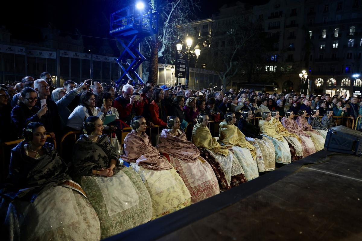 Bailes Tradicionales a pie de Ayuntamiento en las Fallas 2026