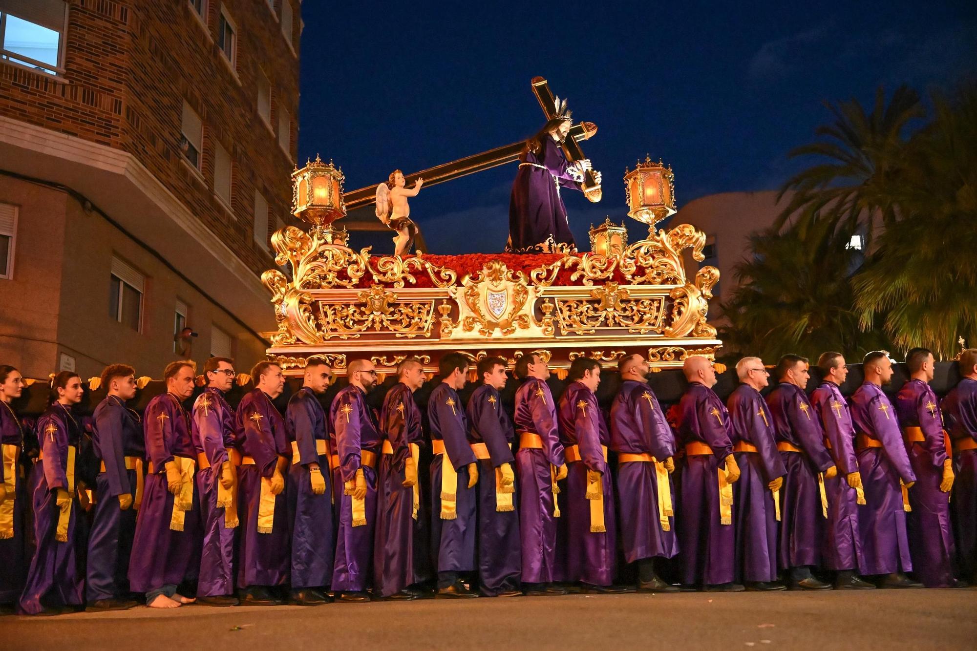 Las mejores imágenes del Miércoles Santo en Elche