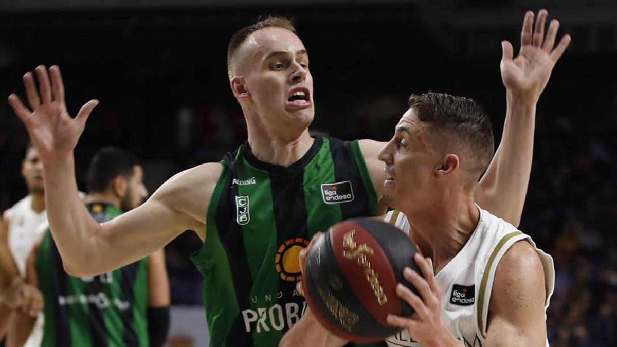 Prepelic llega a Valencia tras una temporada jugando cedido en el Joventut por el Real Madrid