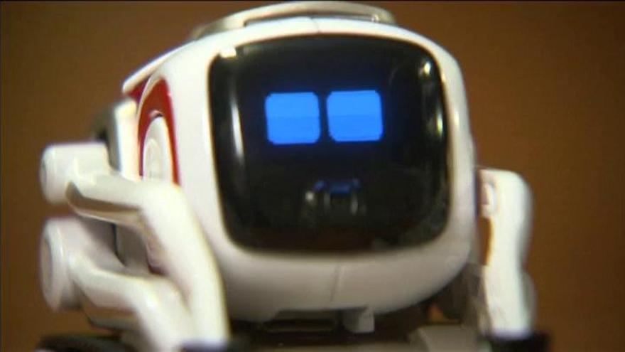 Nace Cozmo, el mini robot con sentimientos