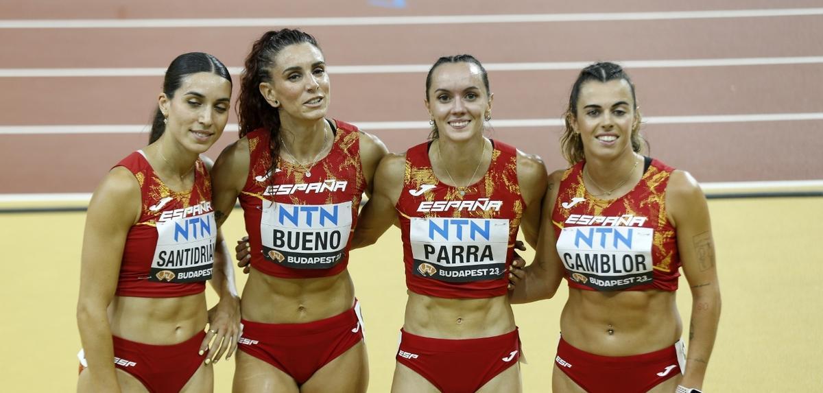 Cuarteto del relevo 4x400 femenino de España en las semifinales de Budapest.