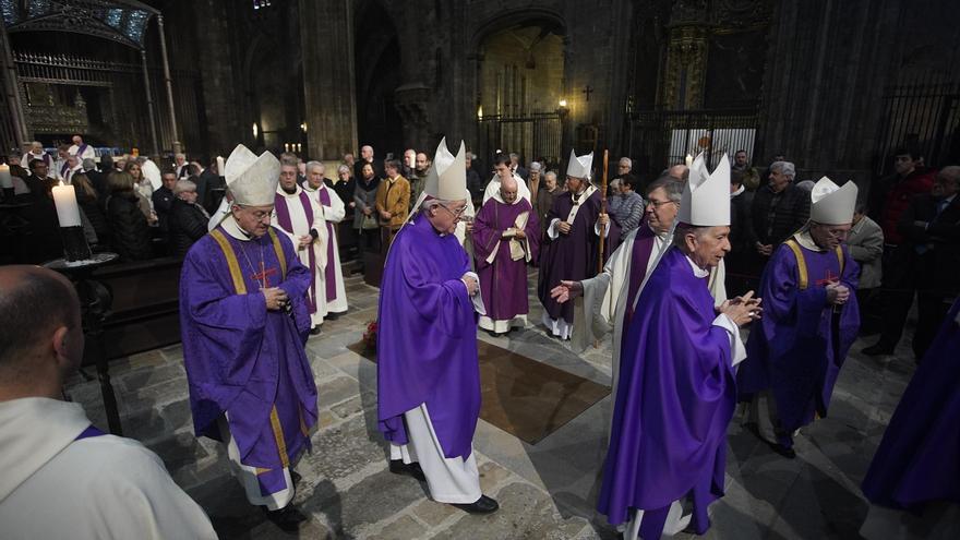 La Catedral de Girona s&#039;omple per acomiadar el bisbe Carles Soler
