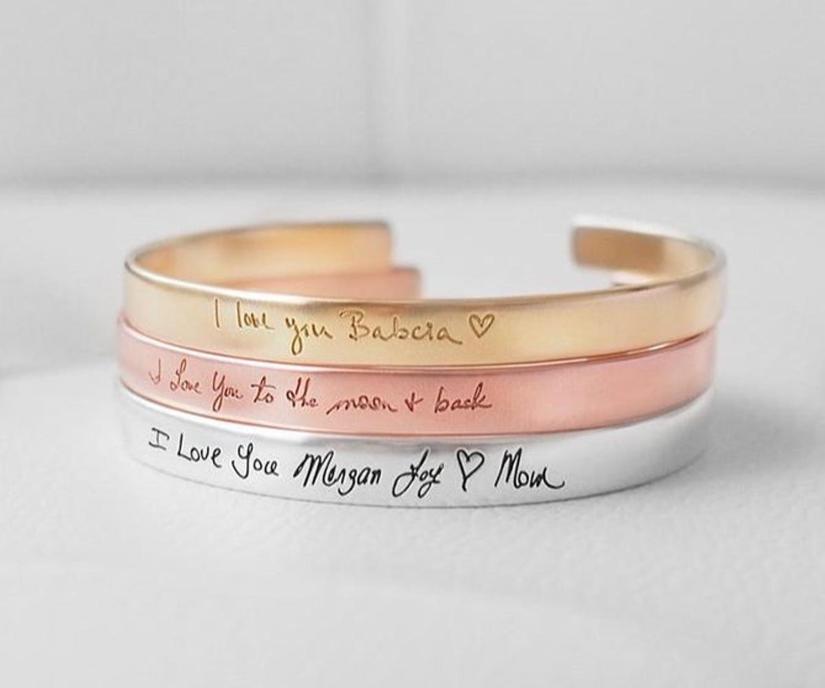 Joyería personalizada con tu propia letra