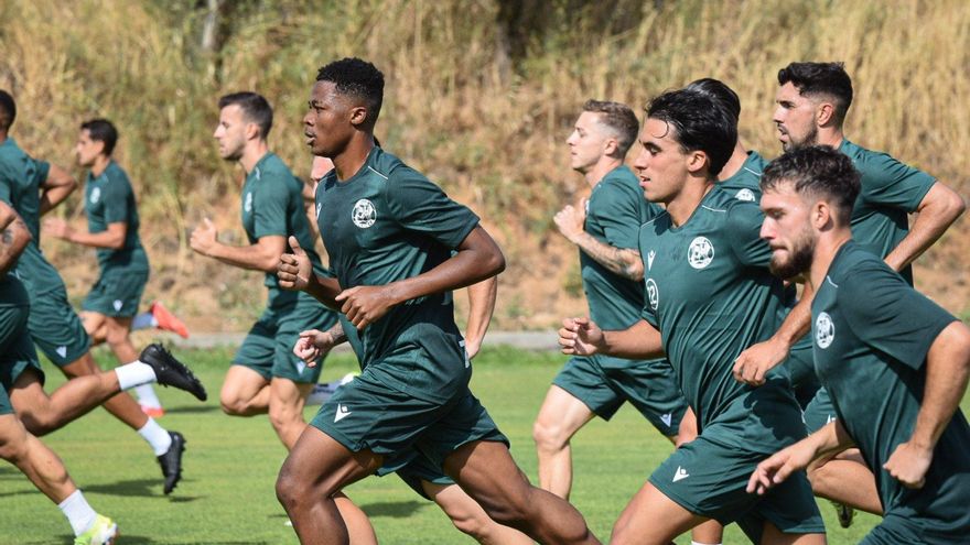 El Zamora CF informa a su afición sobre el autobús para ir a conocer su nueva equipación