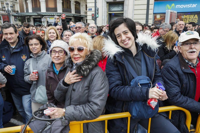 Búscate en la mascletà del 2 de marzo