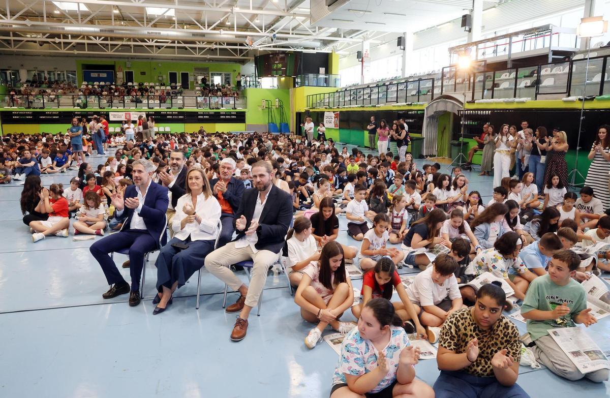 XI Premios «FARO DA ESCOLA» 2026: cientos de pequeños aprendices de periodismo en Navia