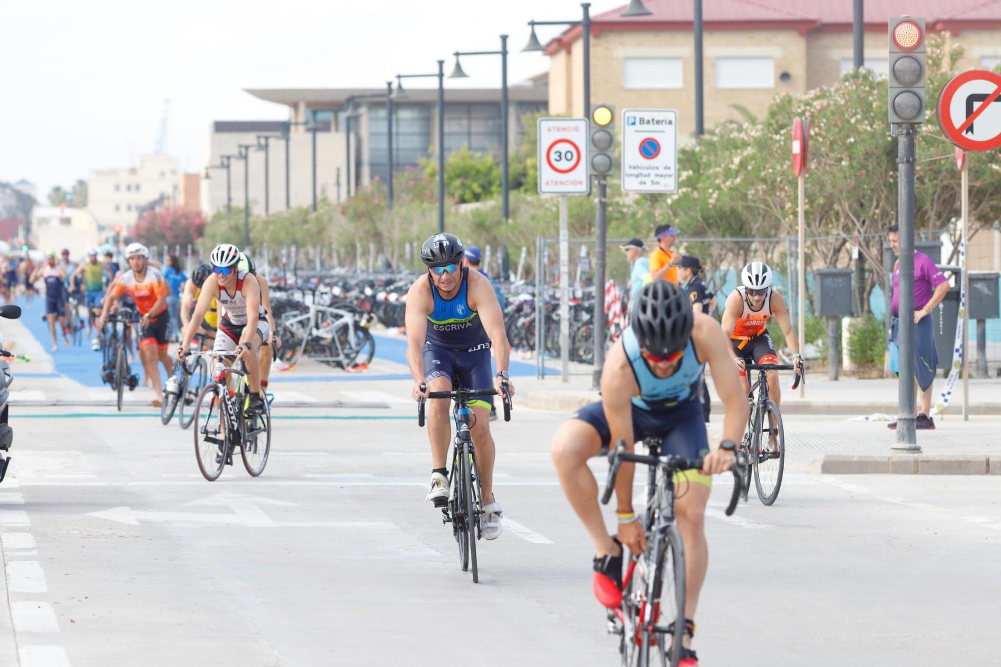 Búscate en el III Triatló de València - Playtja de la Malvarrosa