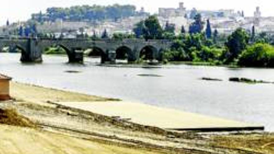 El tramo urbano del Guadiana contará con tres embarcaderos