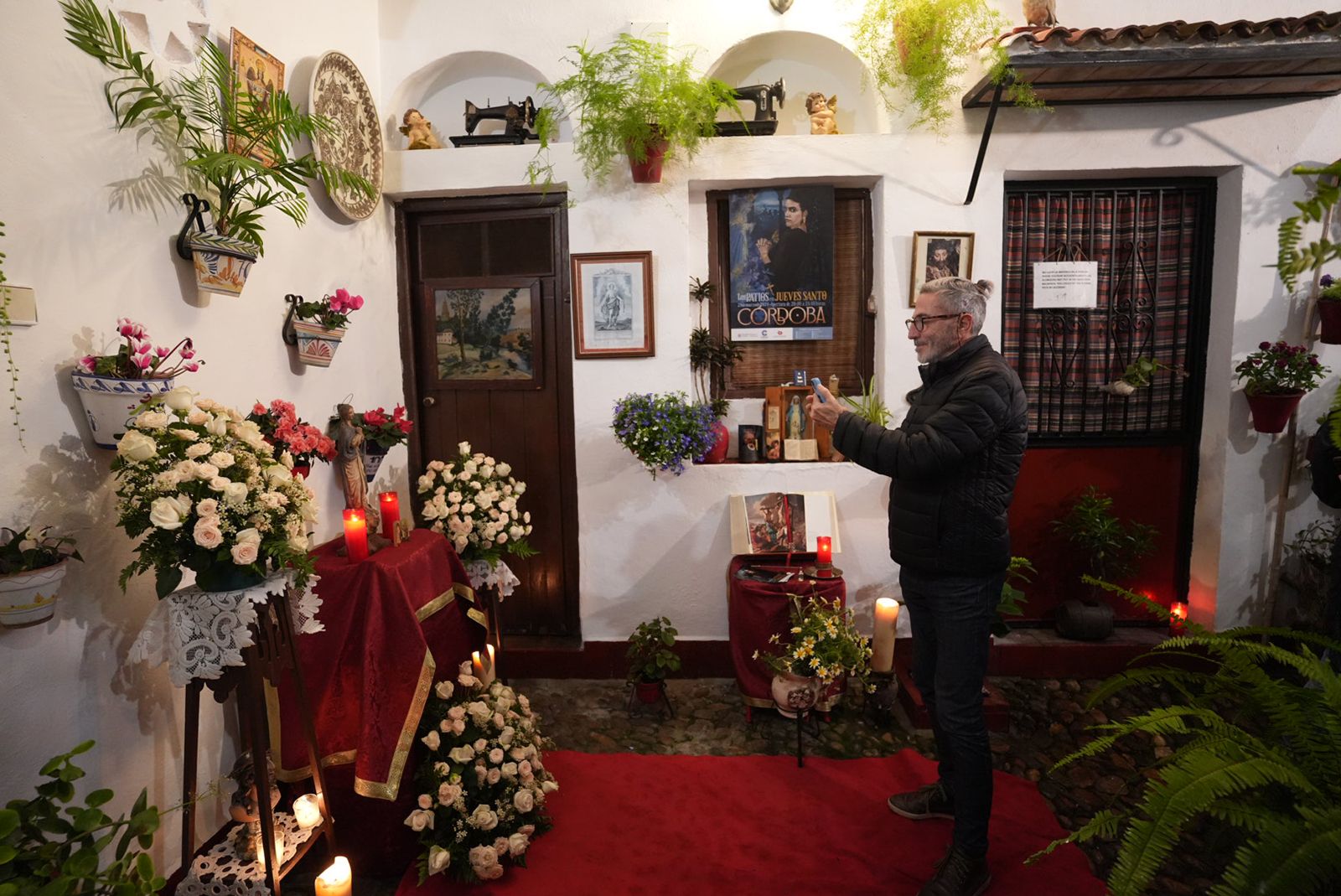 Diez patios de Córdoba abren sus puertas en este Jueves Santo