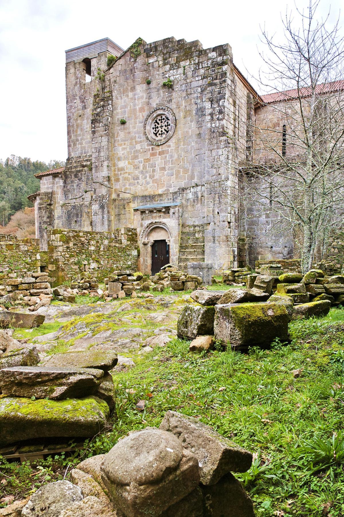 Un pueblo que esconde un monasterio del siglo X