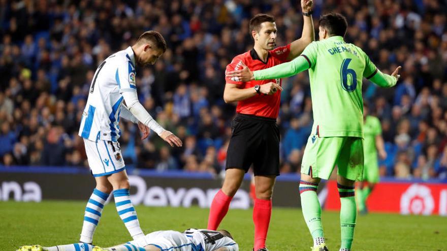 Chema, baja ante el Eibar por acumulación de amarillas