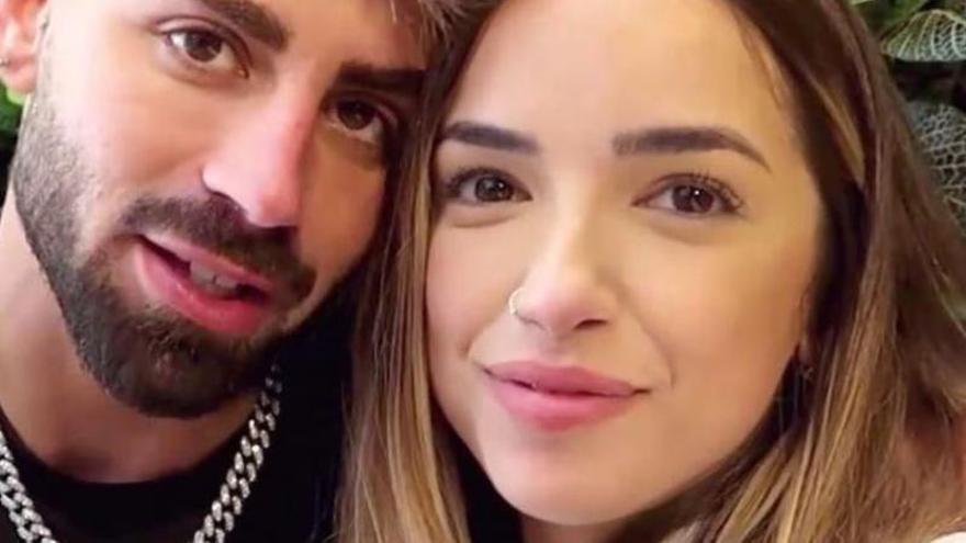 Lucía Sánchez y Isaac, juntos con su hija Mía