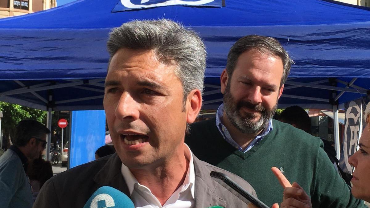 El PP trata de cerrar la fuga de votos a Vox y Cs en su cierre de campaña en Córdoba