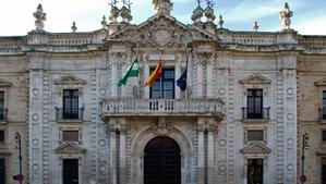 Fachada del rectorado de la Universidad de Sevilla.