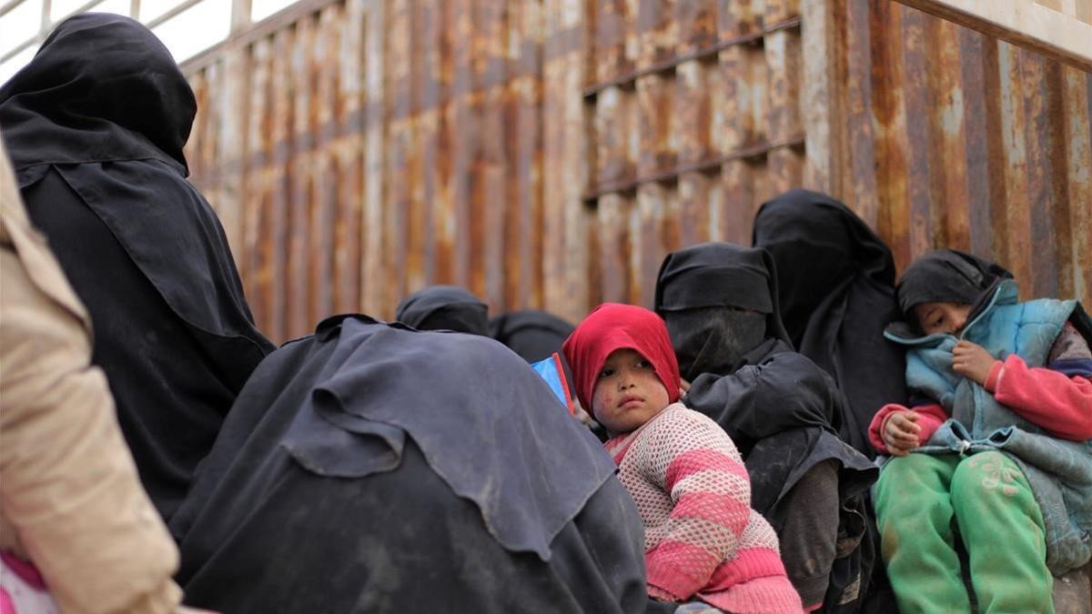 zentauroepp47266533 children sit on the back of a truck near the village of bagh190309200938