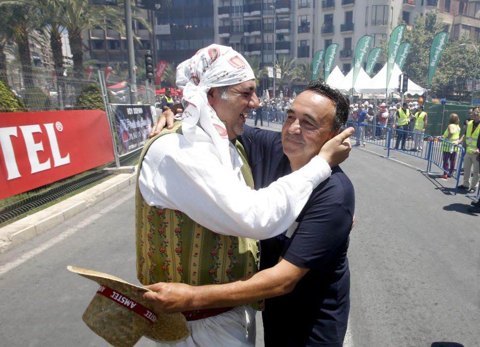 El espectáculo pirotécnico de Pedro Luis Sirvent ofreció un final atronador, pero no llegó por 12 segundos al tiempo mínimo requerido