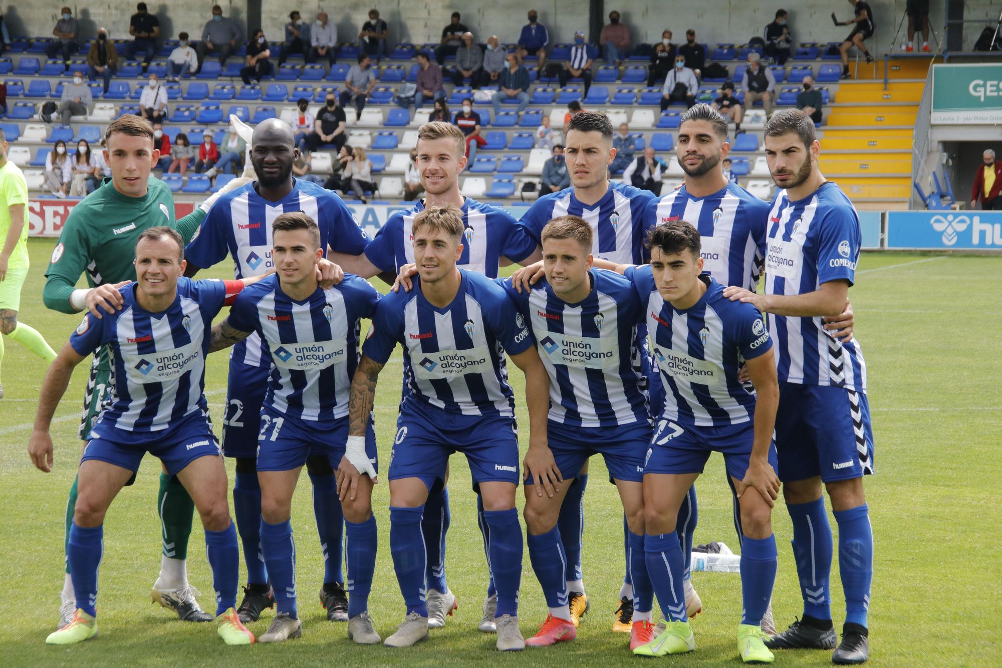 Goles y fiesta en la despedida del Alcoyano (2-3)