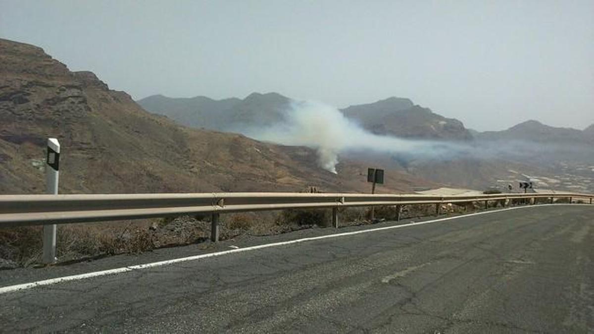 Incendio en un vertedero de La Aldea Incendio en un vertedero de La Aldea