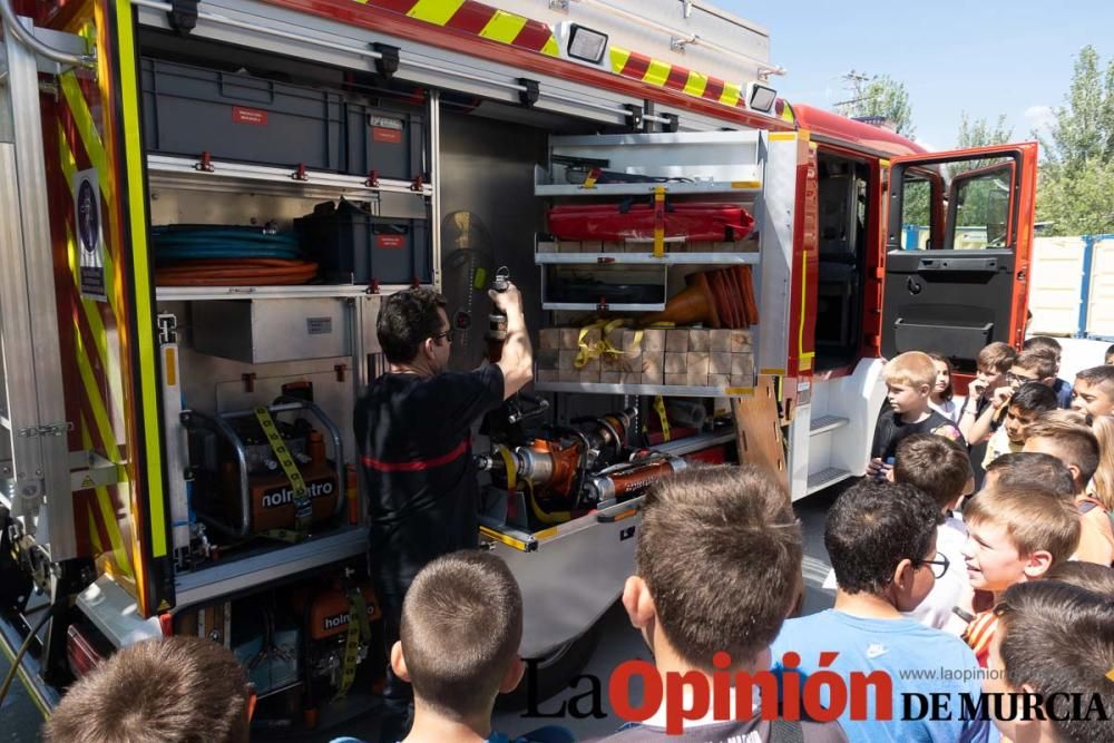 Escolares caravaqueños participan en una exhibició