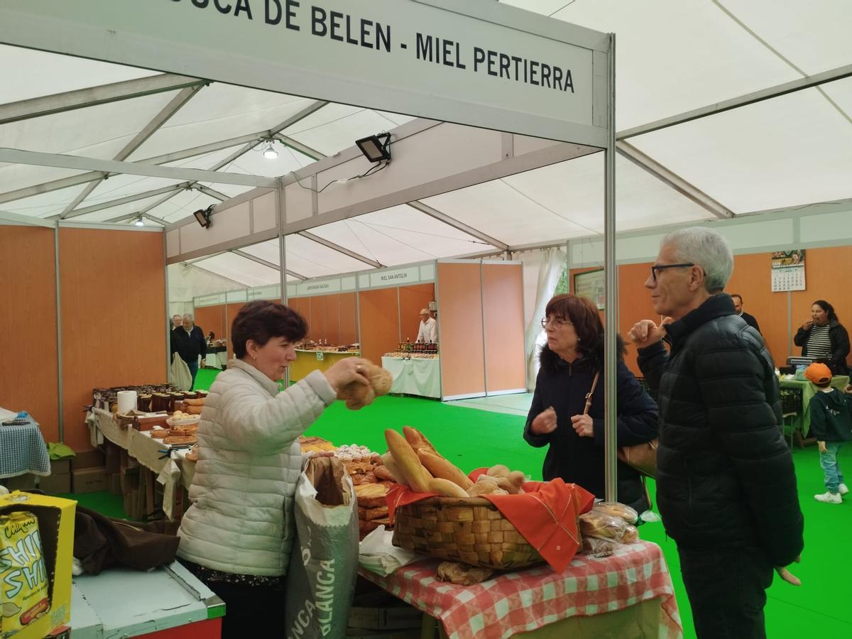 La jornada dominical de la Feria del Salmón de Cornellana (Salas), en imágenes
