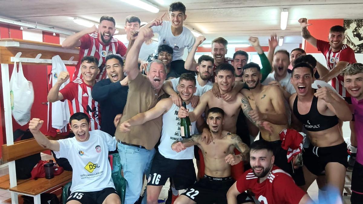 Celebración de los jugadores del Mare Nostrum Acero.