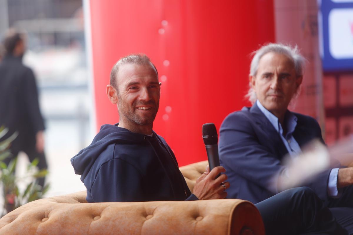 Valverde junto a Javier Castellar