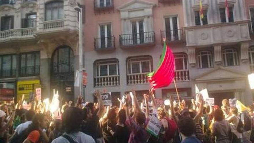 Más de cien indignados zamoranos acuden a la protesta en la Puerta del Sol