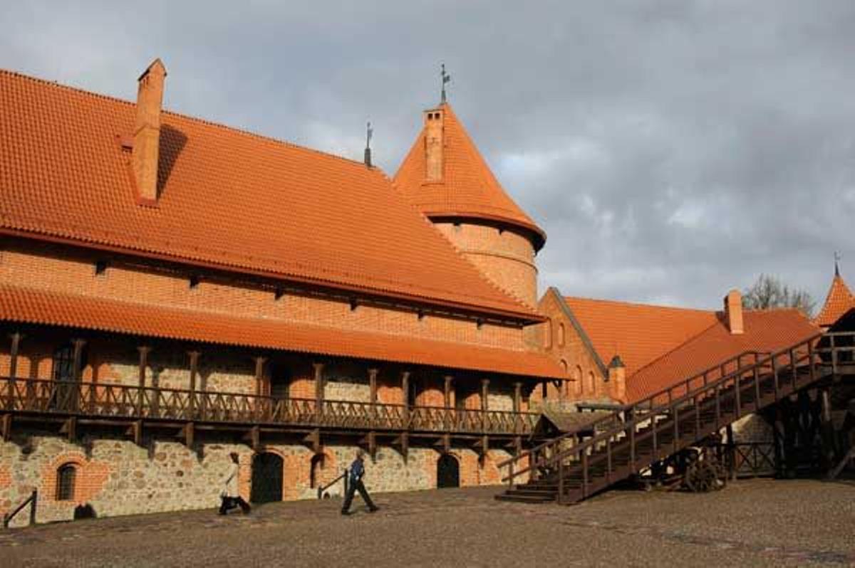Plaza de armas del Castillo de Trakai.