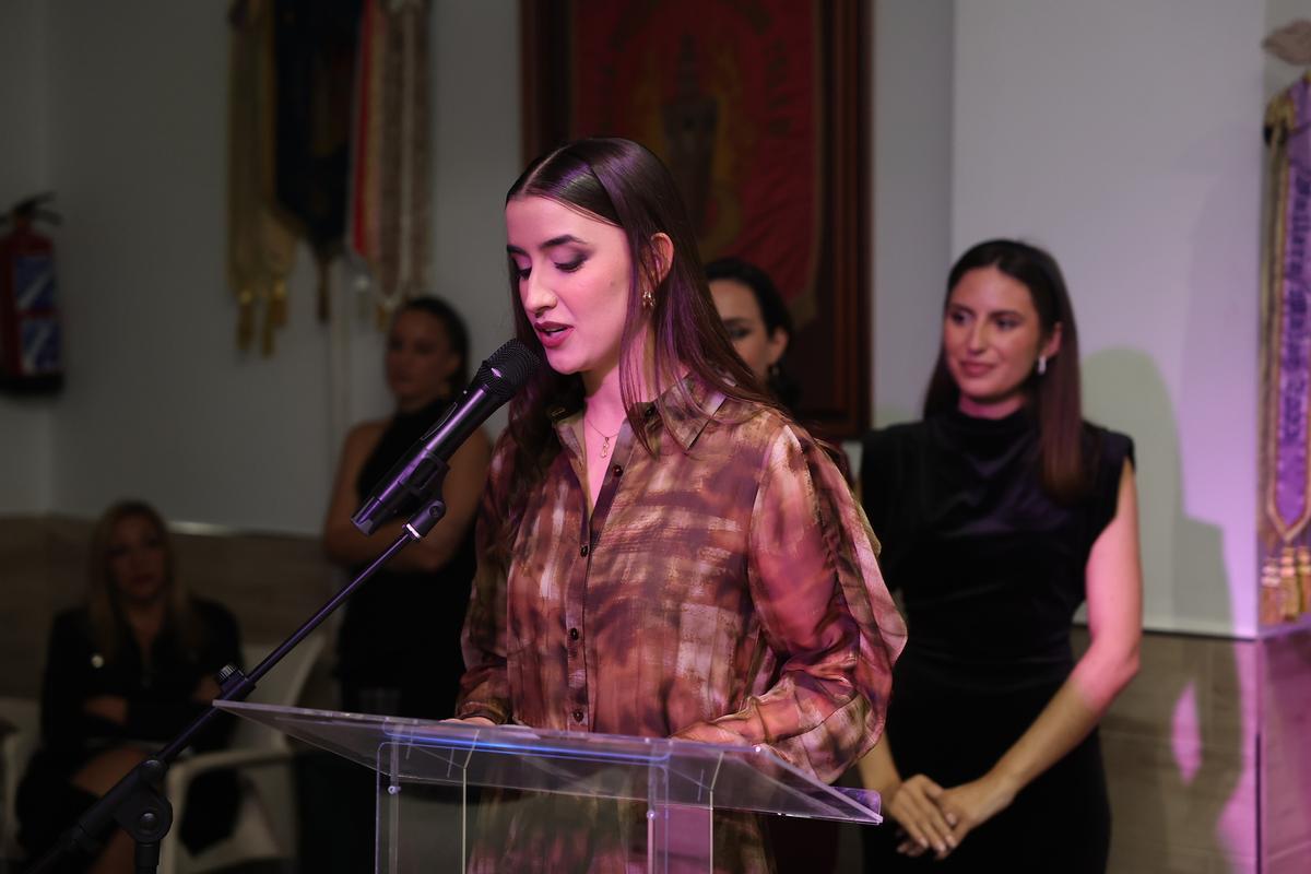 Entrega de la Flama Solidaria de la falla Vicente Sancho Tello