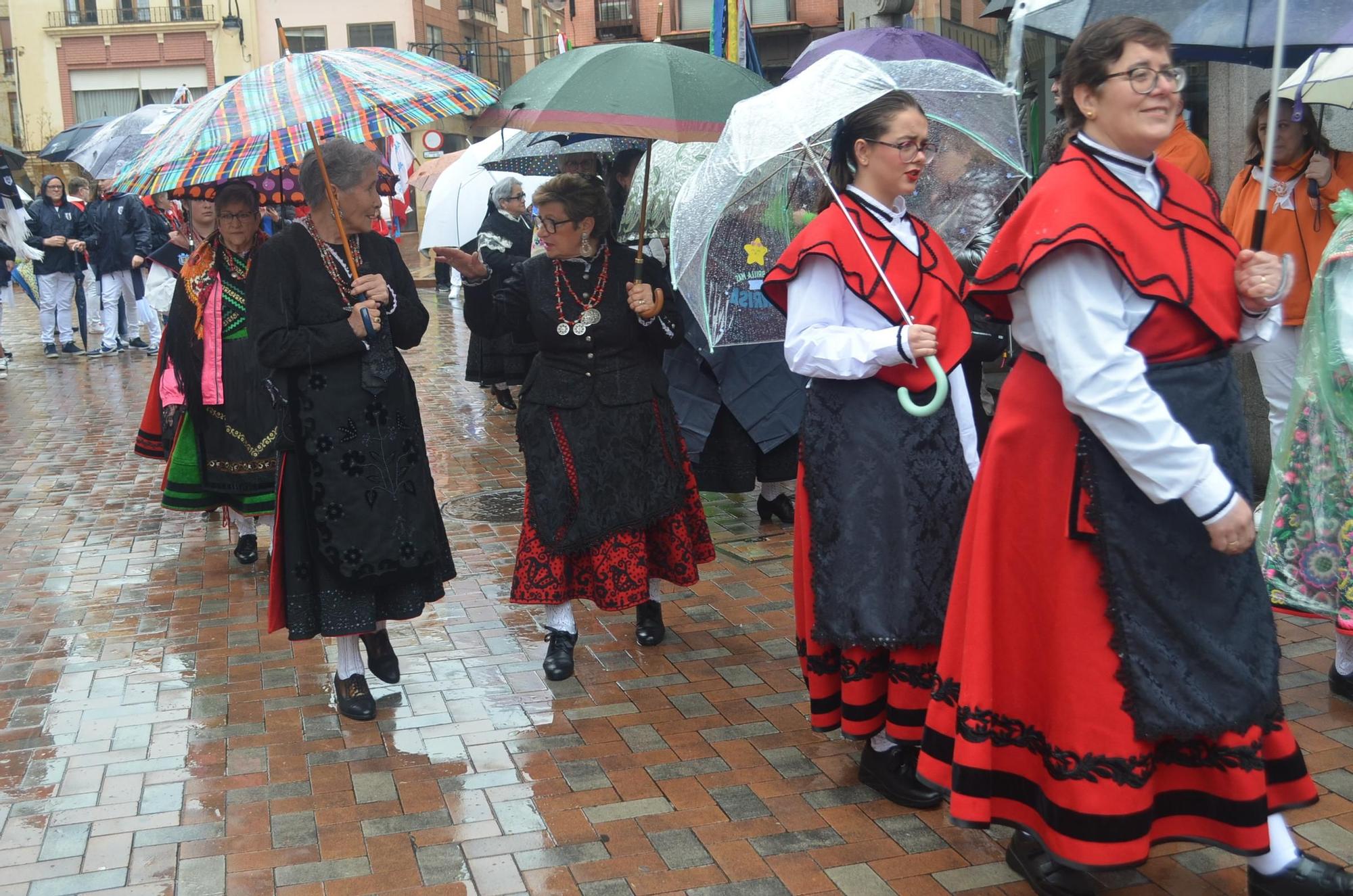 Fiestas de la Veguilla Benavente 2024: La lluvia da una tregua a la patrona