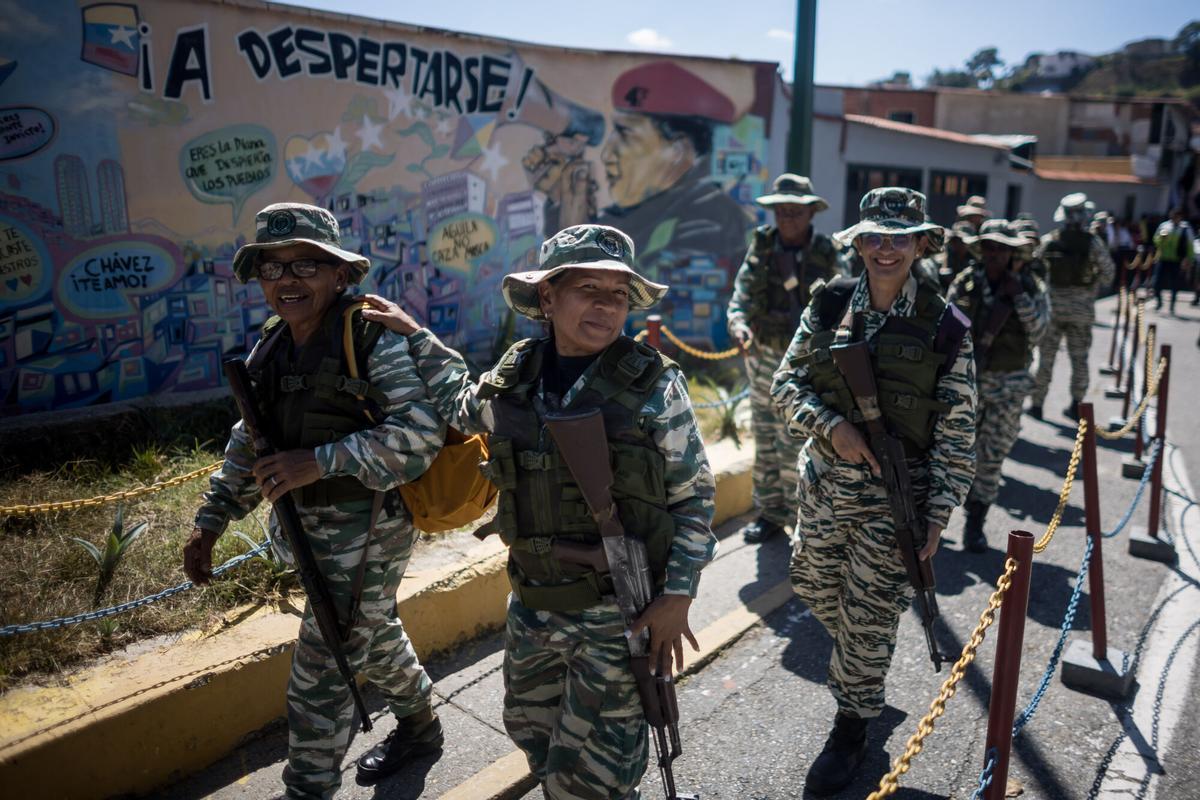 Maduro activa órganos de dirección integral para defensa de la paz antes del 10 de enero