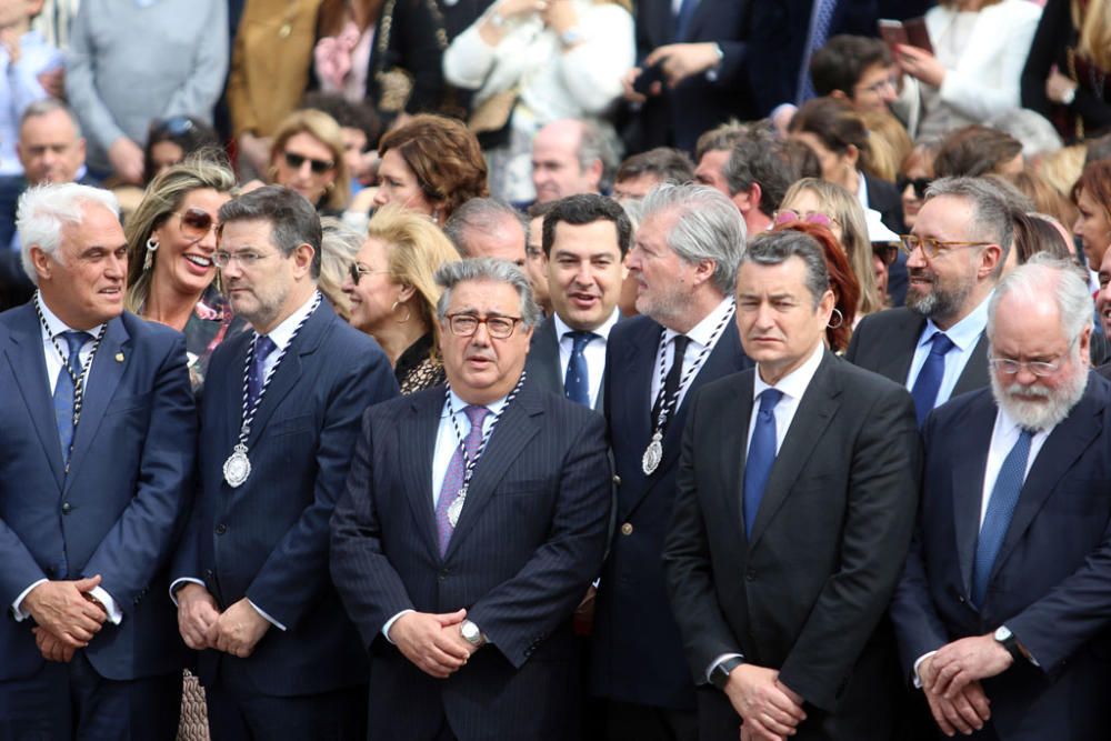 Tras desembarcar en el puerto de Málaga, la Compañía de Honores de la X Bandera del Tercio 'Alejandro Farnesio', IV protagoniza uno de los momentos más intensos de la Semana Santa de Málaga